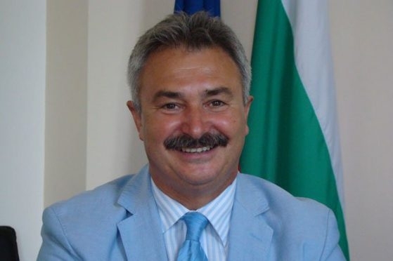 Излизаме срещу Ботев Вр без никаква прошка заяви кметът на