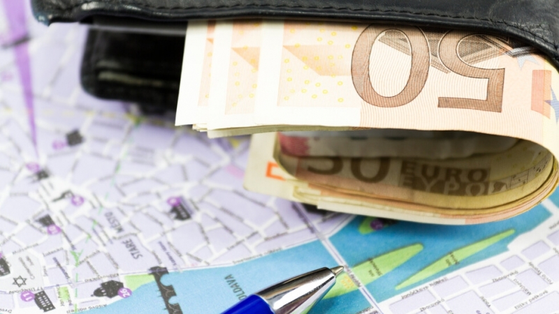 През 2023 г българите работещи в чужбина са изпратили на