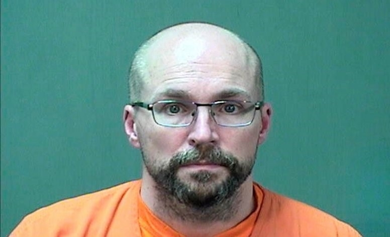 Американски аптекар антиваксър бе осъден на три години затвор след