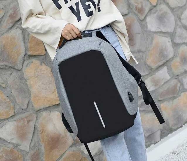 Младеж от Борован задигна раницата на мъж от Бяла Слатина