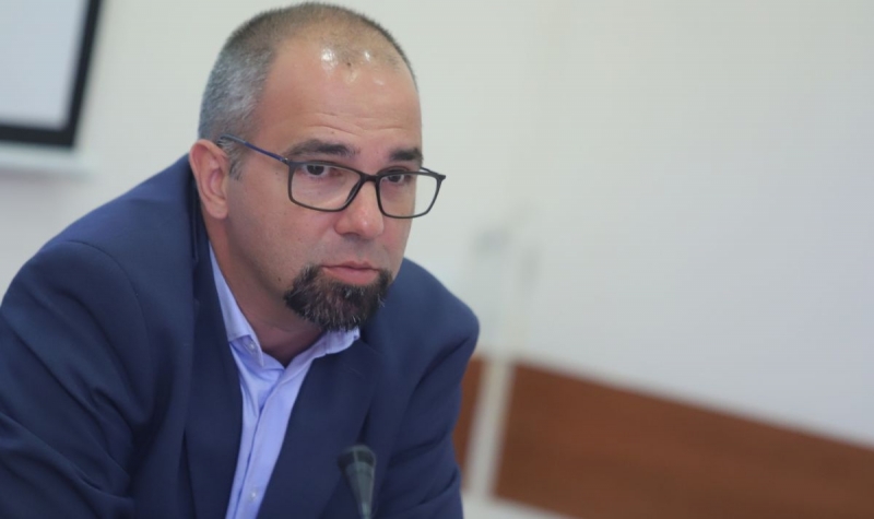Първан Симеонов: Двете управляващи коалиции имат нужда от политически ...