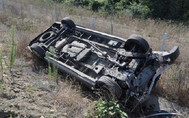 Шофьор се потроши при зрелищна каскада във Видинско съобщиха от