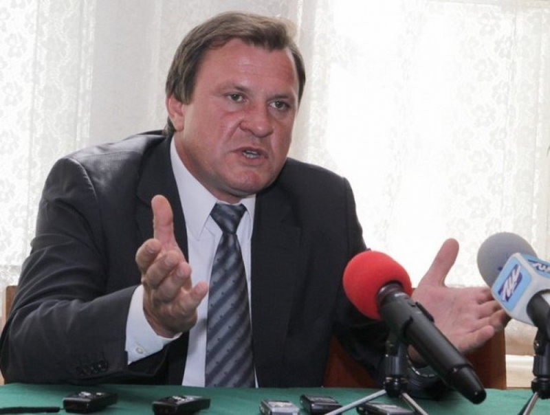 Областният управител на област Шумен Валентин Александров е катастрофирал на