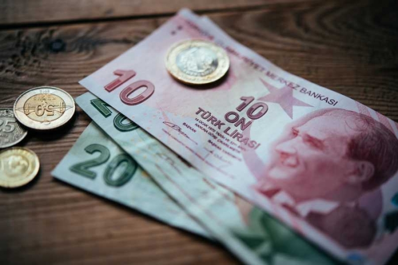 Турция повиши данъка върху депозитите в чужда валута и отмени