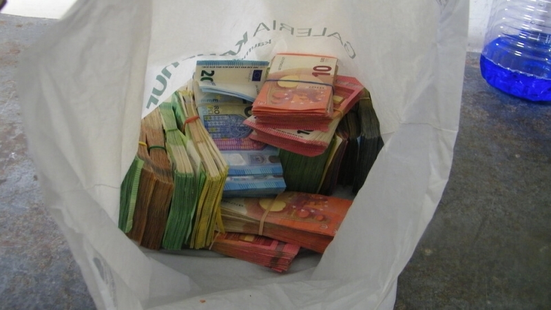 Граничари на ГКПП Калотина хванаха заподозрян за извършване на банков