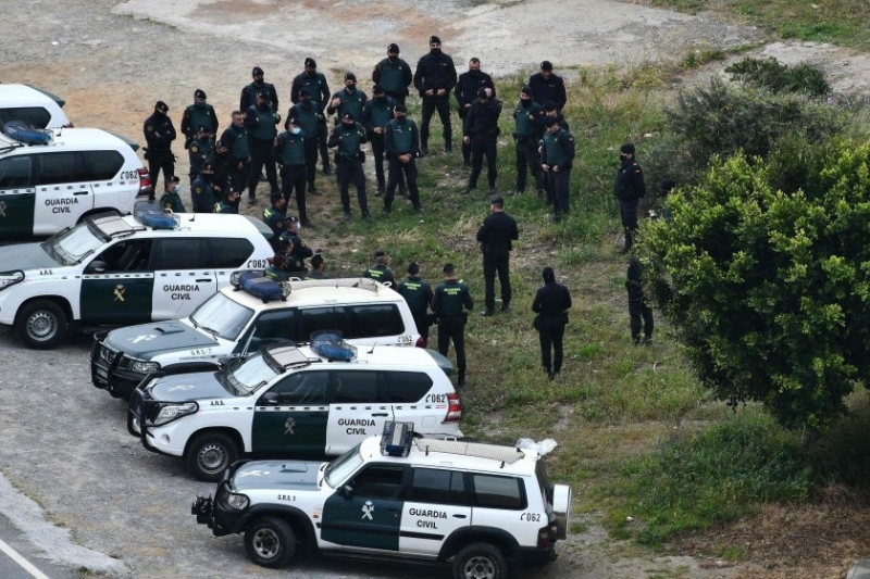 Испанската полиция разби мрежа за трафик на мигранти от Балканите