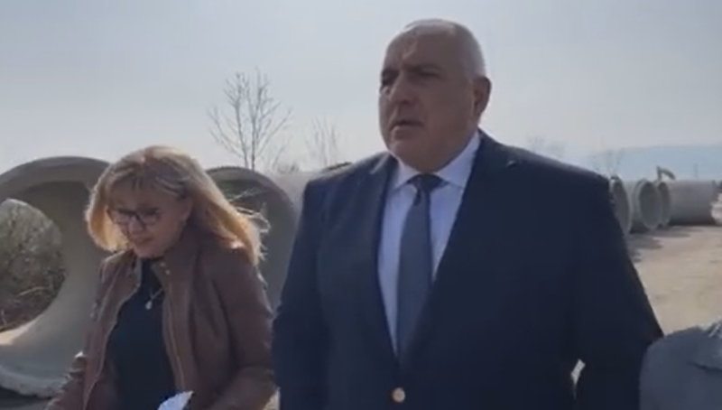 Бойко Борисов инспектира модернизацията на скоростния път между Видин и
