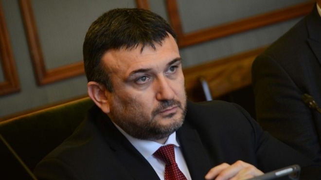 Бойко Борисов и министър Маринов поискаха оставката на директора на ...