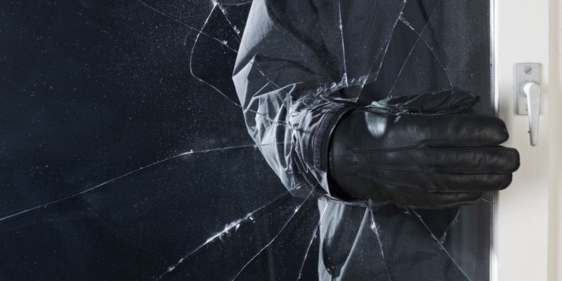 50 годишен крадец разби и обра вила в Монтанско съобщиха от