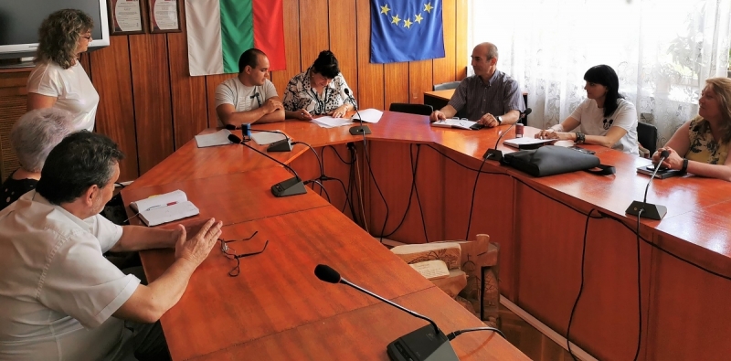 Стартира ремонтът на кметството в Замфирово, предстои обновяване и на управата в Гаганица