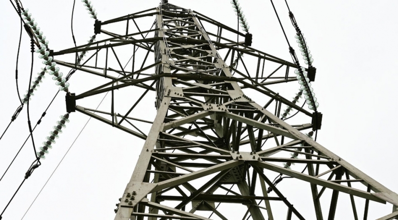 Токът за бизнеса у нас поевтиня с 3%