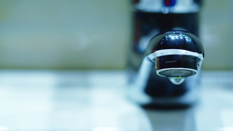 Голяма авария на магистралния водопровод наруши водоподаването в Свищов и