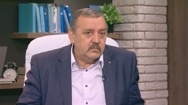 Поклон поклон пред тези хора Няма мрънкане няма търсене на