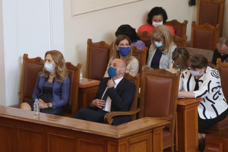 Парламентът ще гласува вота на недоверие на 21 юли вторник