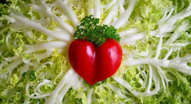 Всекидневната консумация на салата и зелени листни зеленчуци стимулира мозъка