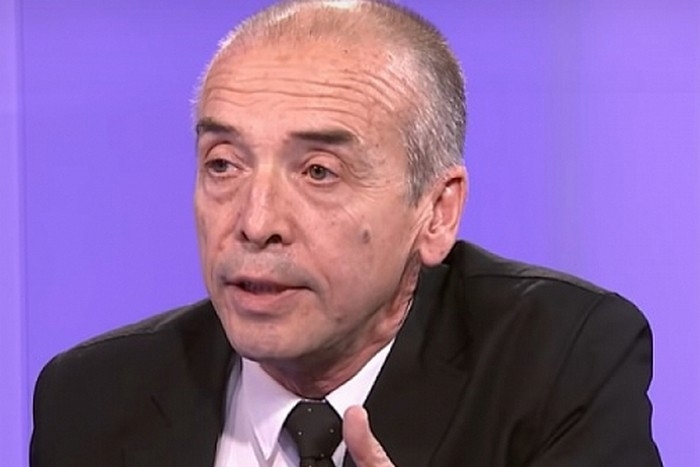 Наблюдаваме Игри на тестове не може да затвориш някой въз