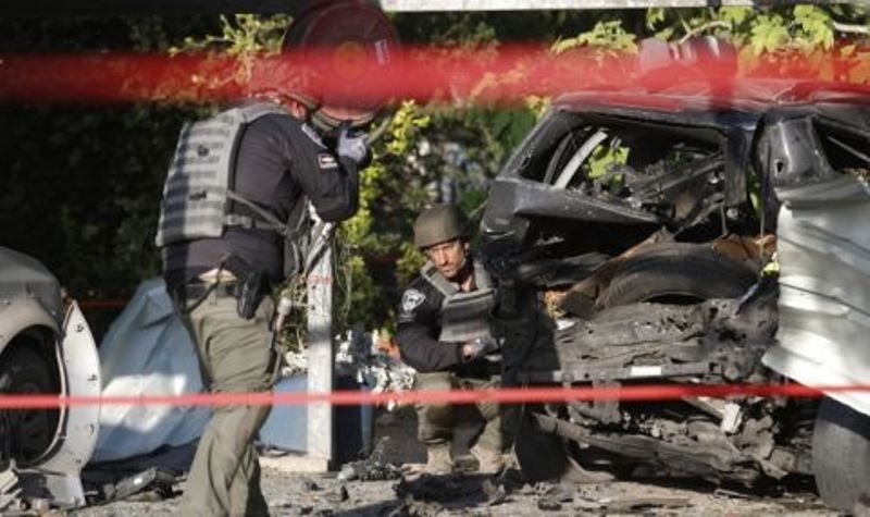 Израелската армия съобщи че е нанесла удари по позиции на