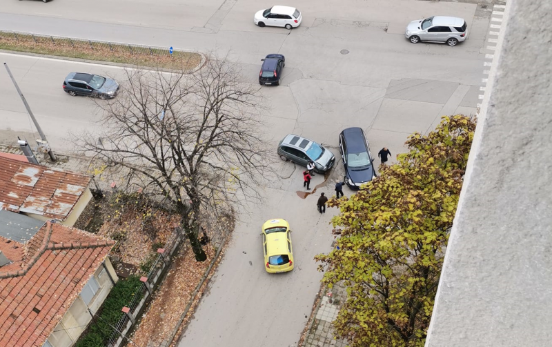 Две коли се удариха на кръстовище във Видин научи BulNews