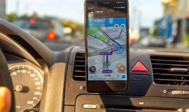 Любимото на голяма част от българските шофьори приложение Waze претърпя
