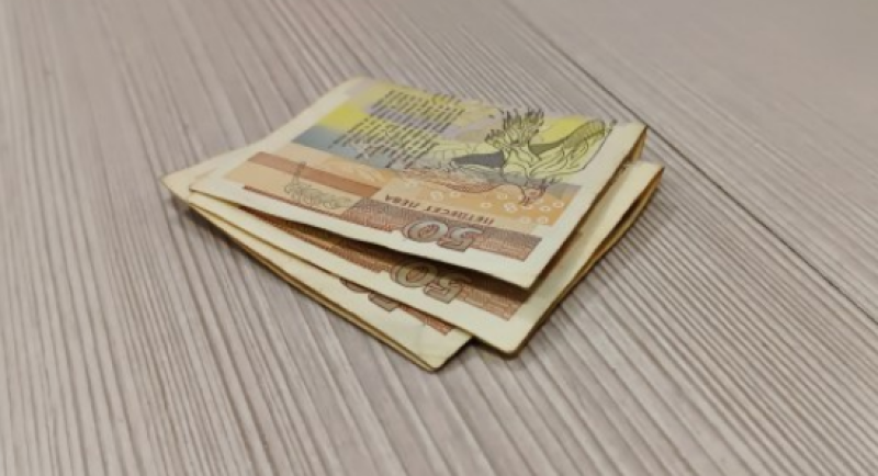 Споделяйте! Млада жена изгуби голяма сума пари във Враца, моли да ѝ я върнат