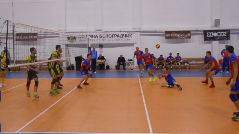 Волейболен клуб Град загуби с 0 3 гейма 14 25 18 25 16 25