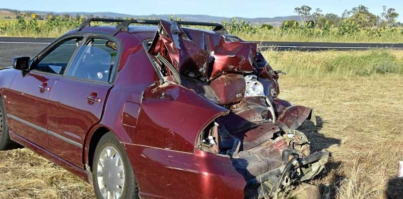 Пиян мъж се заби с колата си в слънчогледова нива