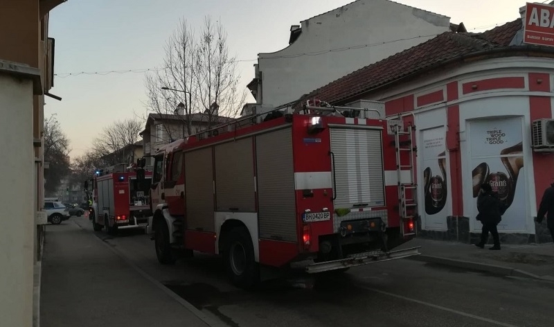 Пожар е пламнал рано тази сутрин в търговски обект във