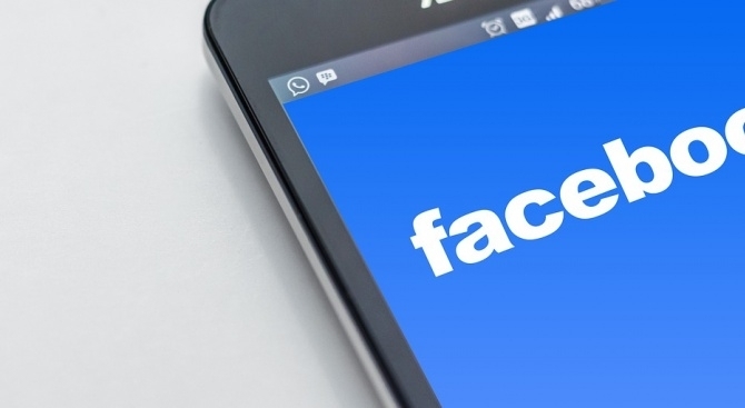 Главният изпълнителен директор на Фейсбук Facebook Марк Зукърбърг обяви че