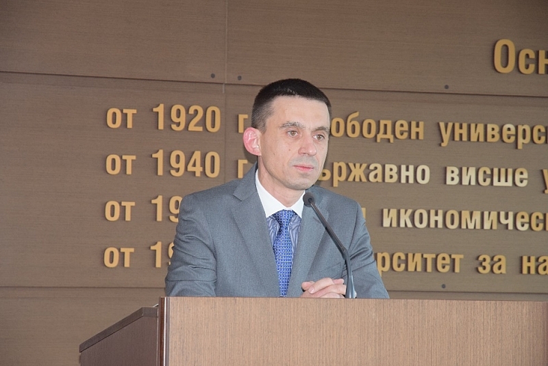 Всяко действие оттук нататък в месеците до изборите може да