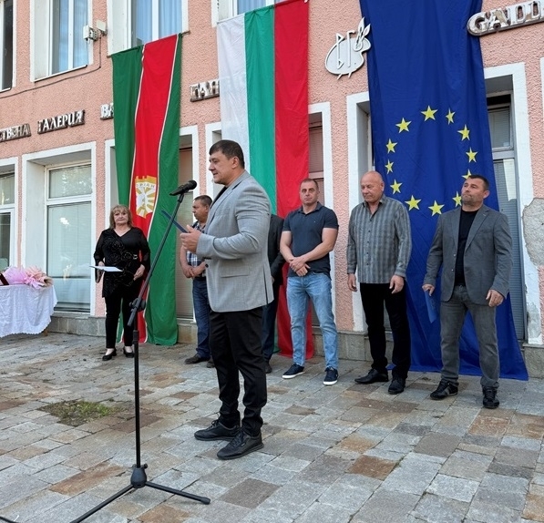 С концерт на Бони и пищна заря: Борован отбеляза традиционния си събор