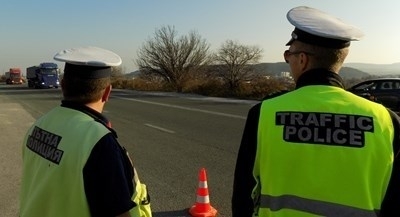 Лек автомобил Мерцедес обявен за издирване в Шенгенската информационна система