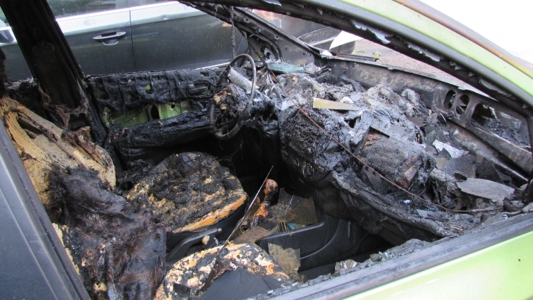 Кола е пламнала в Монтанско съобщиха от пресцентъра на областната