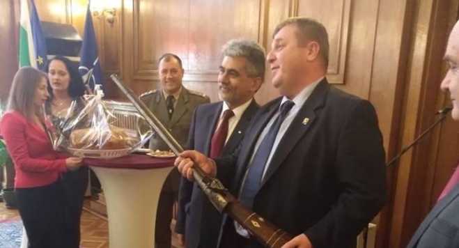 БСП даде на прокуратурата скъп договор на военното министерство за