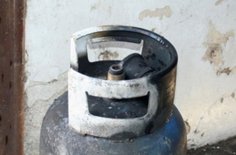 Пожар избухна в къщата на баба в Козлодуй заради газова