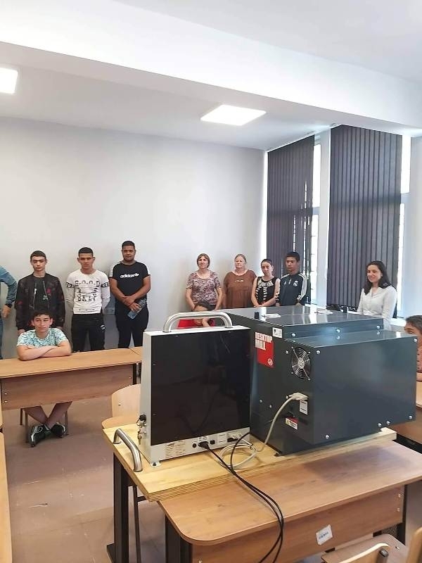 Вчера в Средно училище Христо Ботев гр Оряхово се е