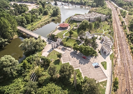 Археологическият комплекс Калето в Мездра вече е с нов управител