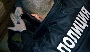 Ченгета намерих куп наркотици в дома на дилър от Лом