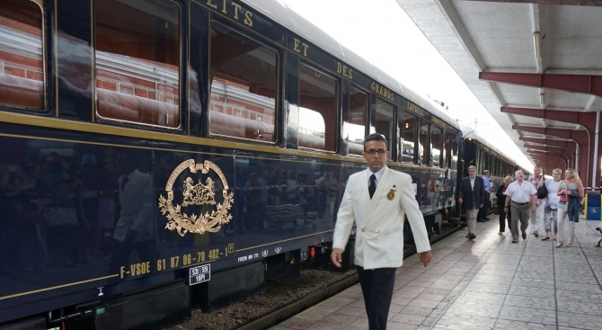Легендарният Ориент експрес ще премине днес през страната ни За