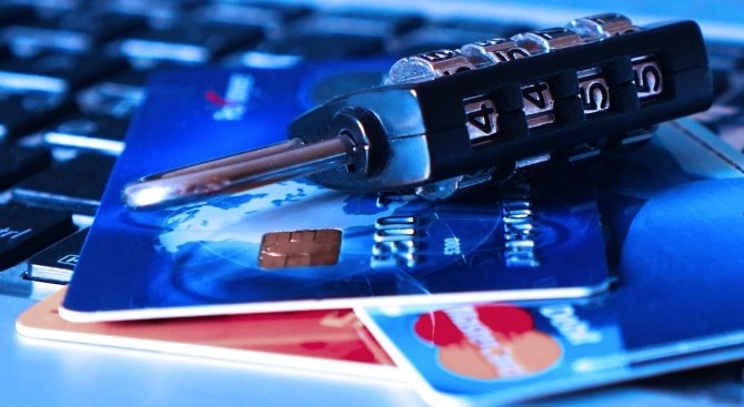 Във връзка с предстоящите коледни и новогодишни празници novini bg отправя