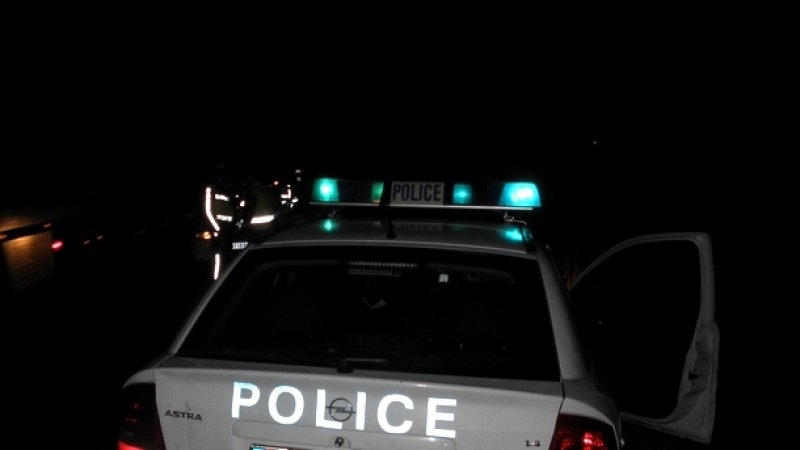 Младежи от Монтана размотаваха полицията в града заради кола която