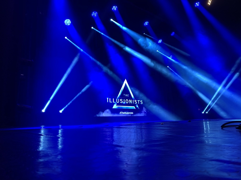 Полицайка от Враца стана звезда в световното шоу The Illusionists