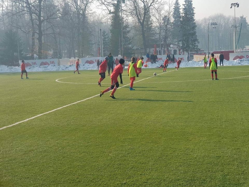 Двама състезатели от детско юношеската школа на футболния Бдин Видин