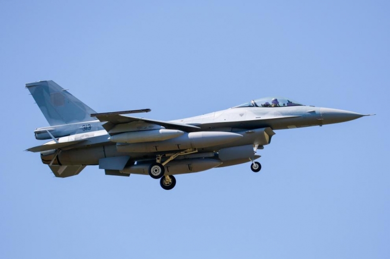 Министърът на отбраната Атанас Запрянов и началникът на отбраната адмирал