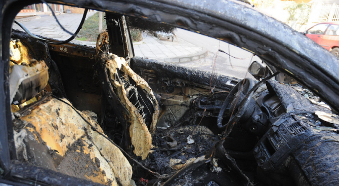 Кола е изгоряла в Монтанско в понеделник съобщиха от пресцентъра