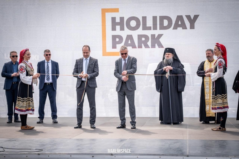 Радост за врачани! Дългоочакваният "Holiday park" отвори врати /снимки/