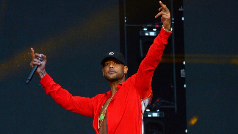 Няколко души са ранени след като група нападатели въоръжени с