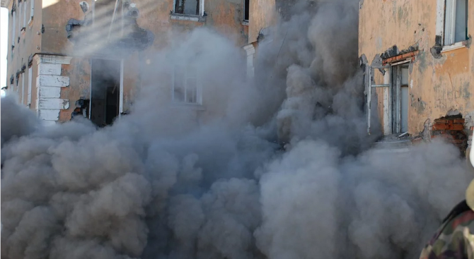 Сграда в ремонт се срути днес в истанбулския квартал Бейоглу