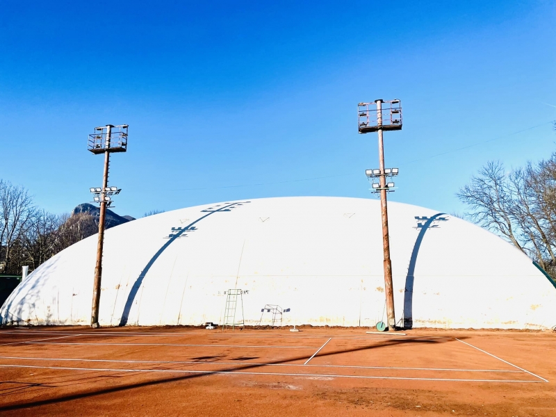 Продължава обновяването на тенис кортовете в във Враца като от