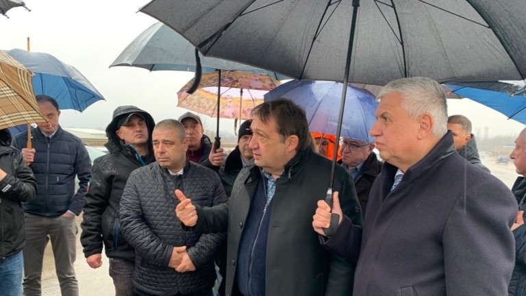 Започна отчуждаването на имоти за изграждането на участък от пътя