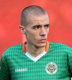 Бебе зарадва тази нощ голямото семейство на врачанския Ботев Лагерът